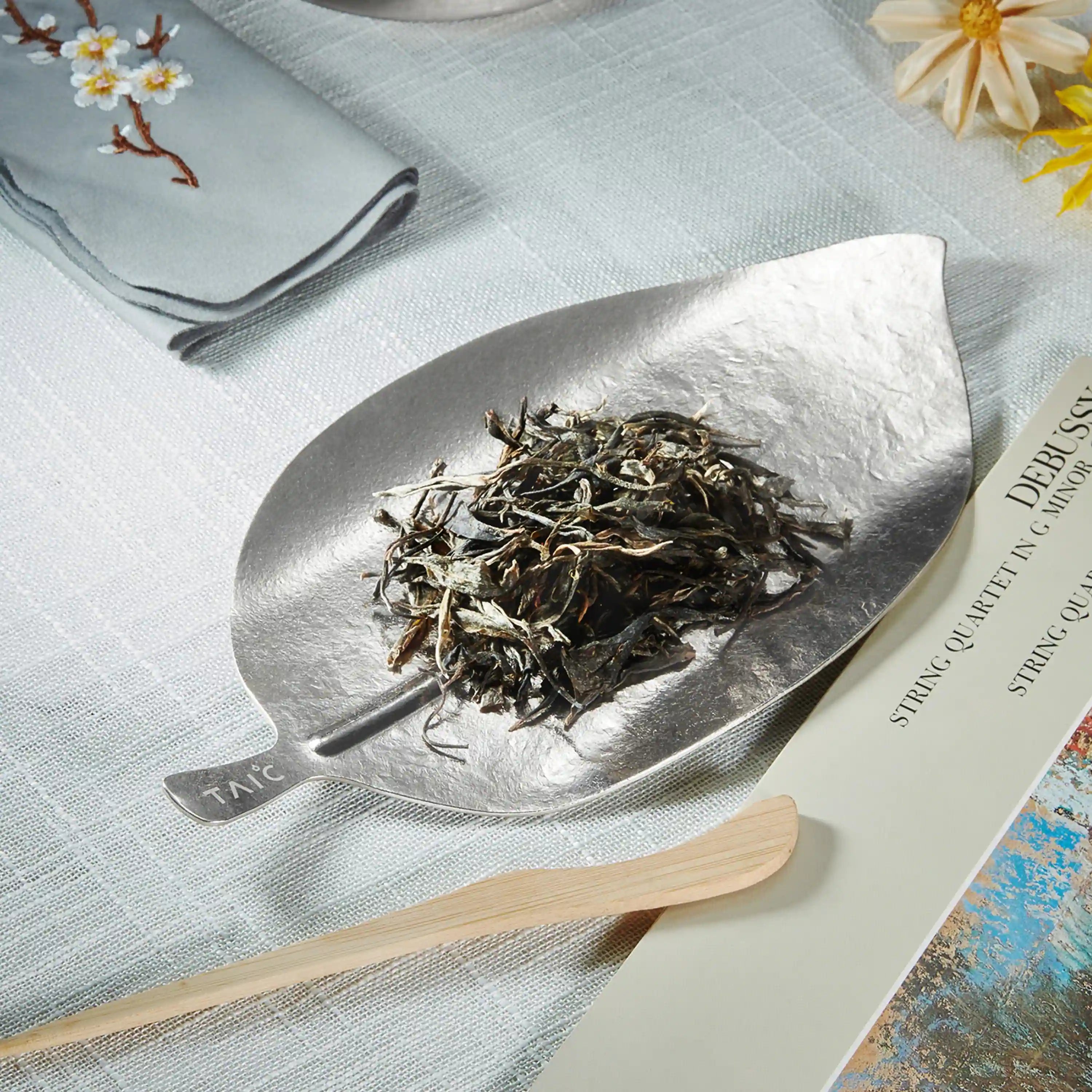 Pure Titanium Leaf Plate